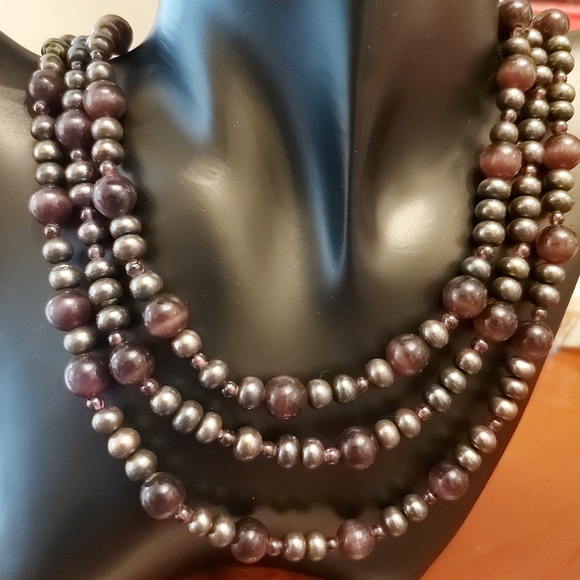 Vintage Ethnic multilayered pearl/beads statement necklace - Picture 7 of 7